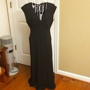 Lovely Jones New York long black dress